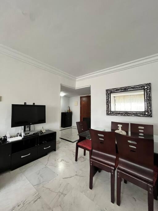 Appartement In The Heart Of Tanger Boulevard Exterior foto